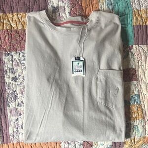 Men's Classic Light Gray Long Sleeve Tee